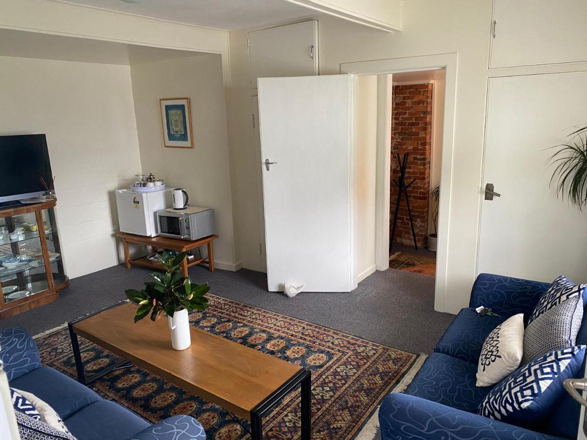Private, Comfortable Studio. Уелингтън Екстериор снимка